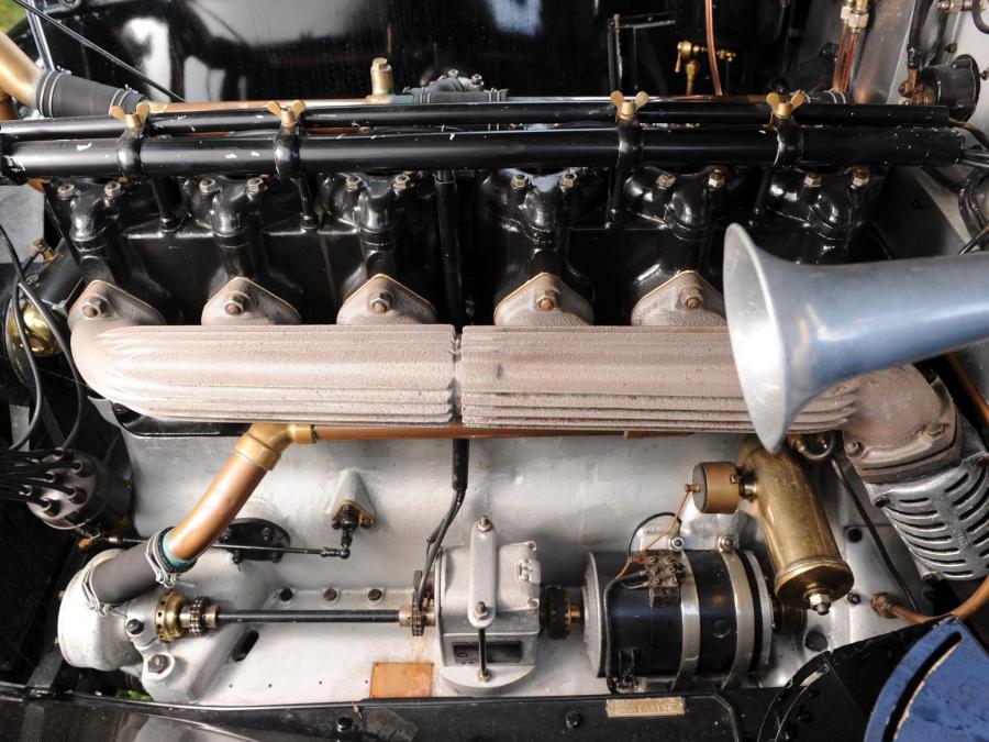  Daimler 35-120 Limousine by Hooper 1923 года  (фото 6 из 6)
